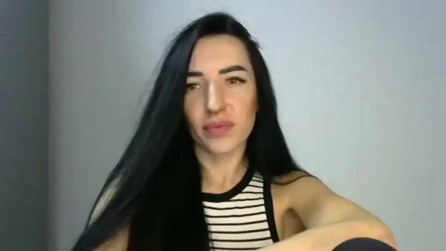 Image 3 of babe_sara Stream on Chaturbate on 15 months ago