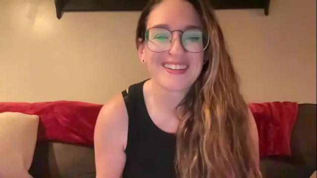Image 2 of baby_girl_sub Stream on Chaturbate on 17 months ago