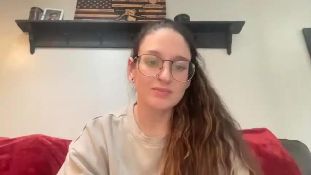 Image 2 of baby_girl_sub Stream on Chaturbate on 17 months ago