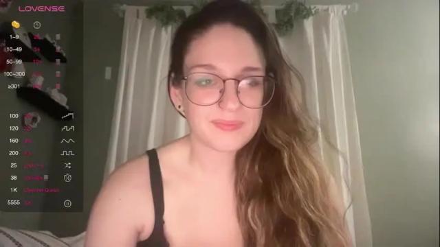 Thumbnail 1, baby_girl_sub's Stream at Chaturbate, 14 months ago