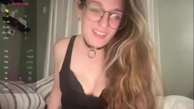 Thumbnail 2, baby_girl_sub's Stream at Chaturbate, 14 months ago
