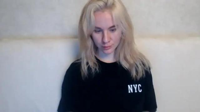 Image 8 of baby_kitte Stream on Chaturbate on 14 months ago