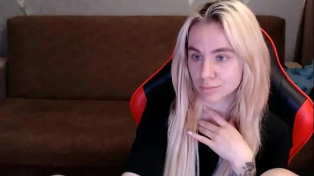 Image 4 of baby_kitte Stream on Chaturbate on 12 months ago