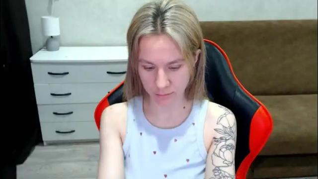 Image 3 of baby_kitte Stream on Chaturbate on 2 months ago
