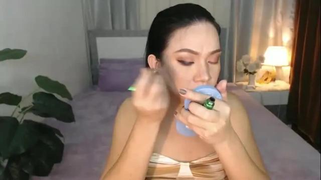 Image 11 of babyamandaxx Stream on Chaturbate on 2 days ago