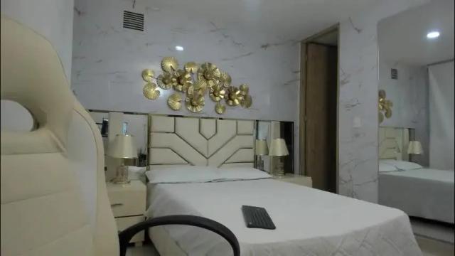 Image 2 of babyangel18_ Stream on Chaturbate on 8 days ago