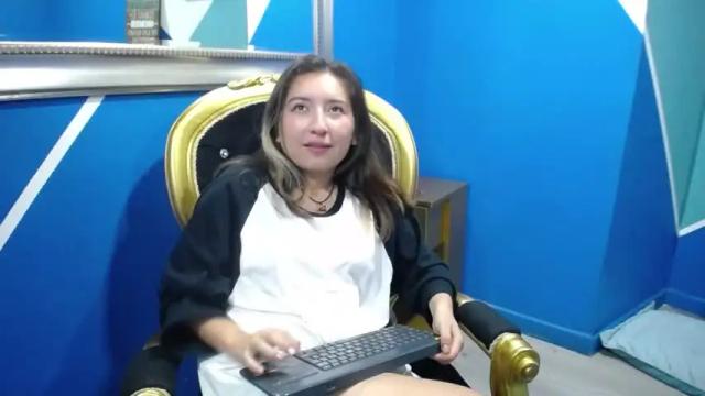 Image 11 of babyangel_99 Stream on Chaturbate on 21 months ago
