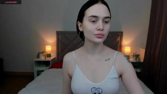 Image 6 of babyfox35643 Stream on Chaturbate on 19 months ago