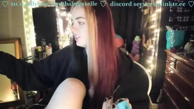Image 2 of babygaxelle Stream on Chaturbate on 15 months ago