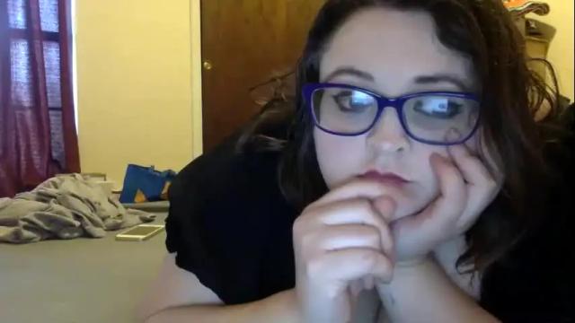 Image 12 of babygirlsausha Stream on Chaturbate on 16 months ago