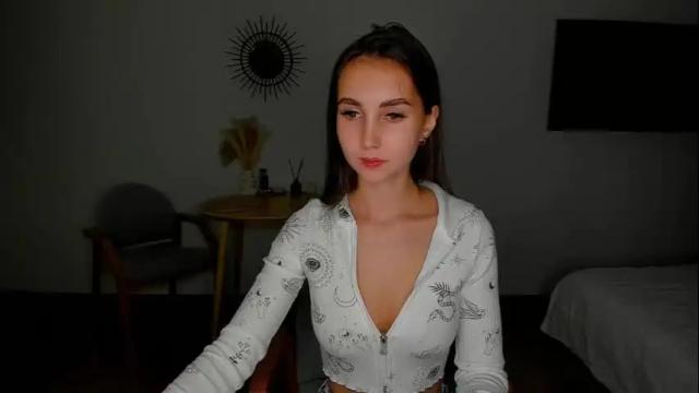 Image 3 of babykim_ Stream on Chaturbate on 3 months ago