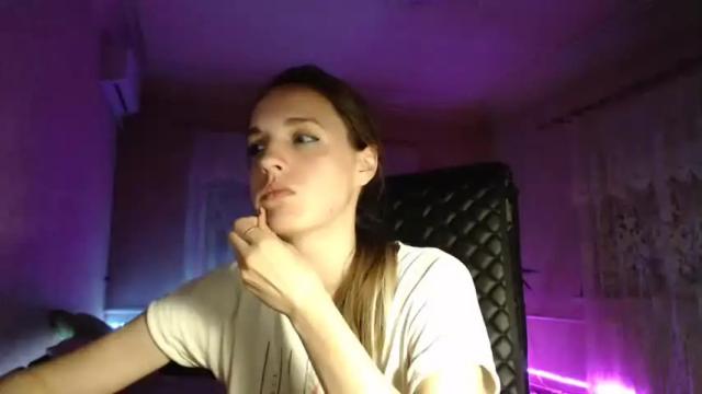 Image 3 of babymuro4ka Stream on Chaturbate on 12 months ago
