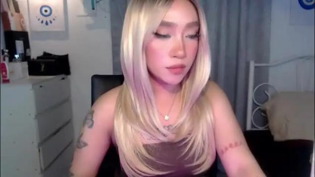 Image 12 of babynikaaxx Stream on Chaturbate on 5 months ago