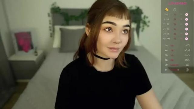 Image 4 of babyroxynill Stream on Chaturbate on 13 months ago