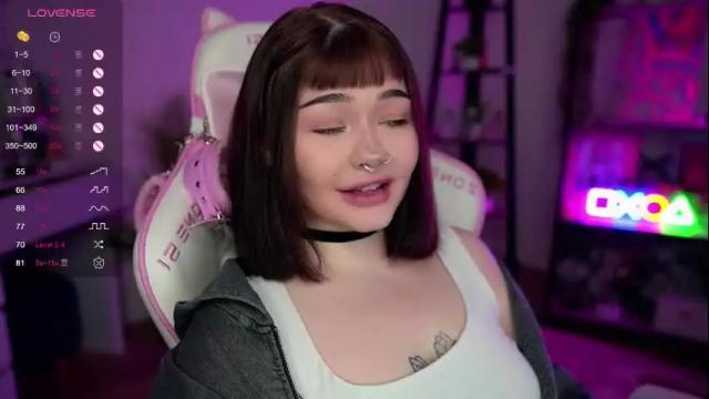 Image 6 of babyroxynill Stream on Chaturbate on 1 month ago