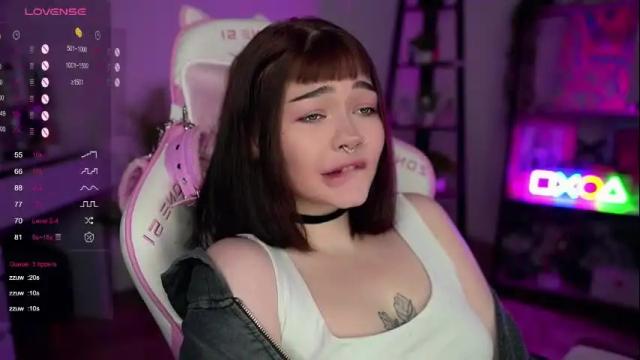 Image 7 of babyroxynill Stream on Chaturbate on 1 month ago