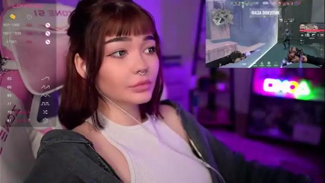 Image 2 of babyroxynill Stream on Chaturbate on 1 month ago