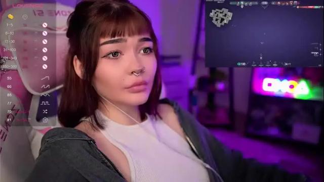 Image 3 of babyroxynill Stream on Chaturbate on 1 month ago