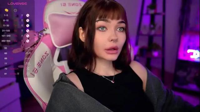 Image 6 of babyroxynill Stream on Chaturbate on 1 month ago