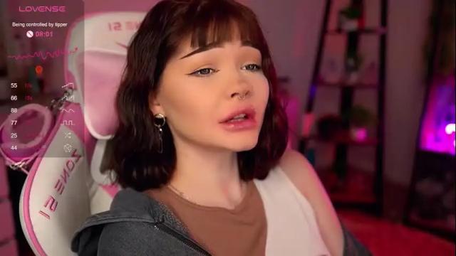 Image 6 of babyroxynill Stream on Chaturbate on 17 days ago