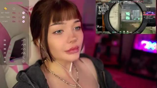 Image 2 of babyroxynill Stream on Chaturbate on 3 days ago