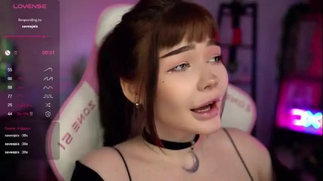Image 10 of babyroxynill Stream on Chaturbate on 3 months ago