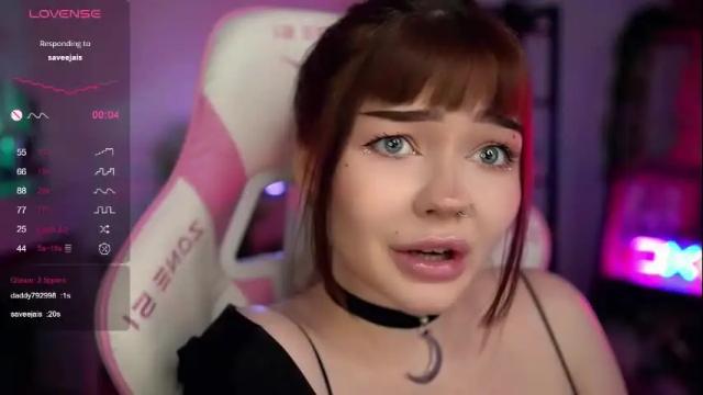 Image 7 of babyroxynill Stream on Chaturbate on 3 months ago