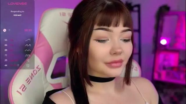 Image 3 of babyroxynill Stream on Chaturbate on 1 month ago
