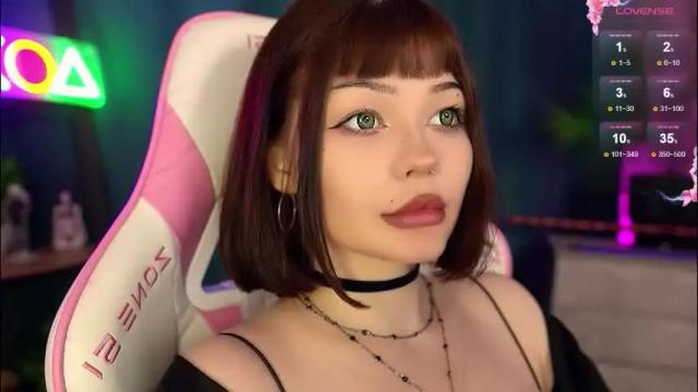 Image 12 of babyroxynill Stream on Chaturbate on 27 days ago