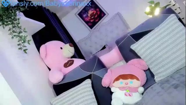 Image 12 of babysabrinaxx Stream on Chaturbate on 16 hours ago