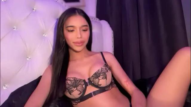 Image 3 of babysabrinaxx Stream on Chaturbate on 2 months ago