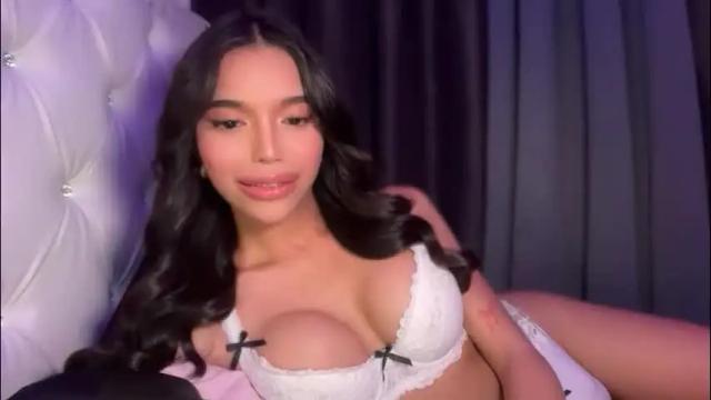 Image 2 of babysabrinaxx Stream on Chaturbate on 2 months ago