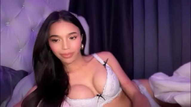 Image 3 of babysabrinaxx Stream on Chaturbate on 13 days ago
