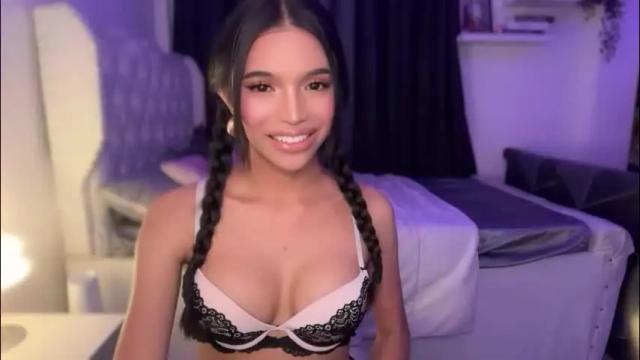 Image 12 of babysabrinaxx Stream on Chaturbate on 8 days ago