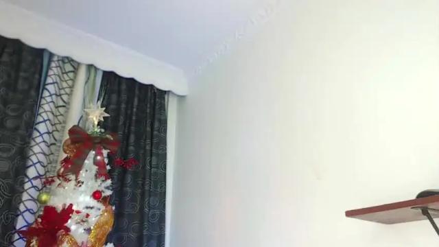Image 2 of babysamira_ Stream on Chaturbate on 17 months ago