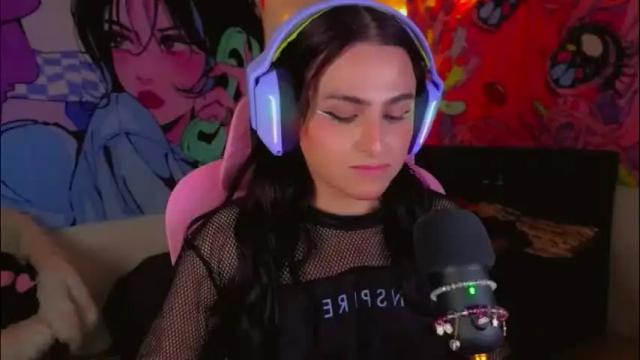 Image 6 of babysofix_ Stream on Chaturbate on 2 months ago