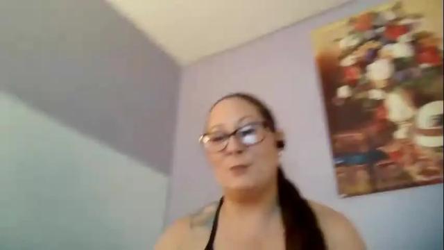 Image 4 of backwoodsflower Stream on Chaturbate on 16 months ago