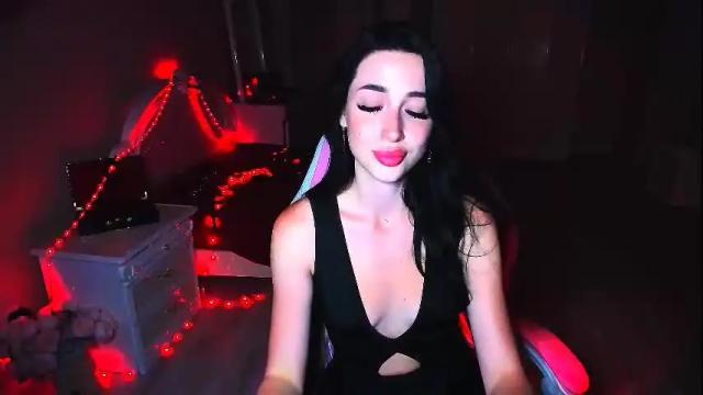Image 6 of bad_desire Stream on Chaturbate on 1 month ago
