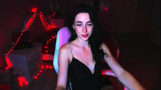Image 8 of bad_desire Stream on Chaturbate on 1 month ago