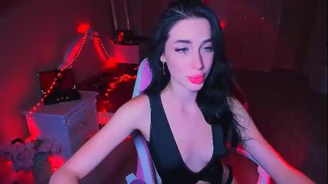 Image 3 of bad_desire Stream on Chaturbate on 24 days ago
