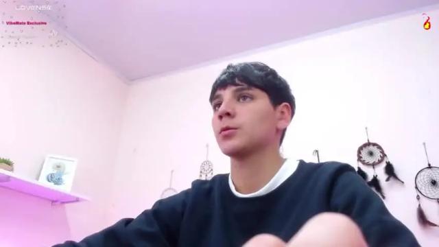 Image 2 of bad_giirl_ Stream on Chaturbate on 13 months ago