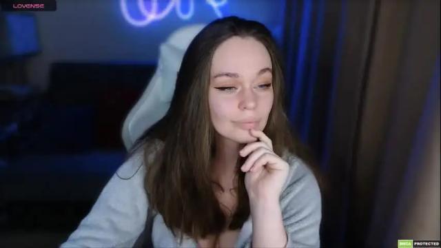 Image 12 of bad_girl009 Stream on Chaturbate on 1 month ago