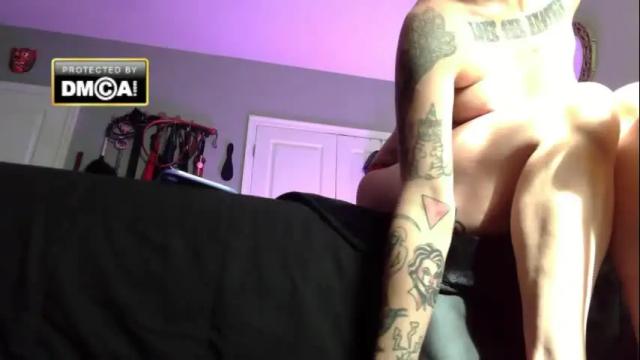 Image 4 of badbabesquirt Stream on Chaturbate on 29 days ago