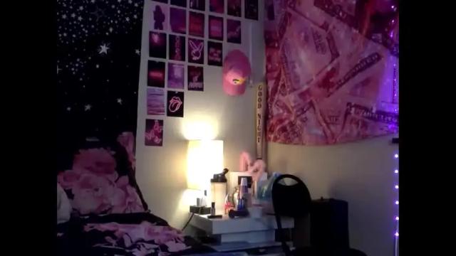 Image 7 of badbarbiebaby Stream on Chaturbate on 15 months ago