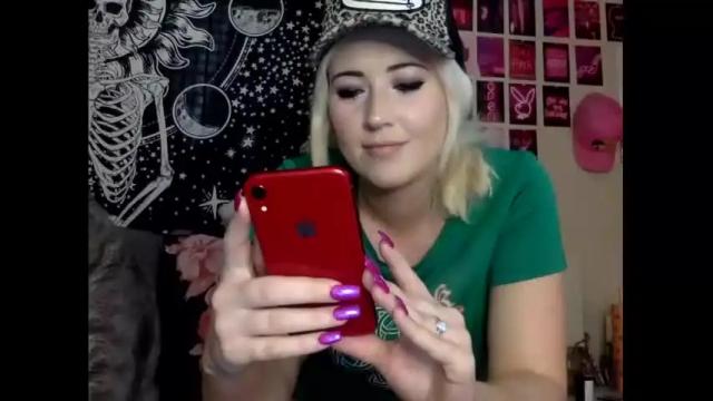 Thumbnail 1, badbarbiebaby's Stream at Chaturbate, 14 months ago