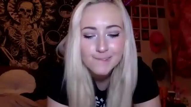 Image 10 of badbarbiebaby Stream on Chaturbate on 14 months ago