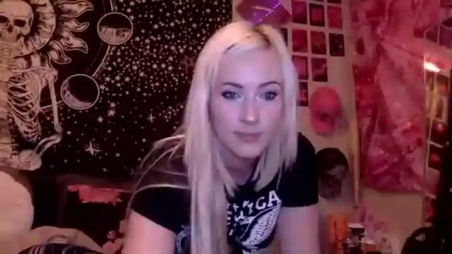 Image 3 of badbarbiebaby Stream on Chaturbate on 14 months ago