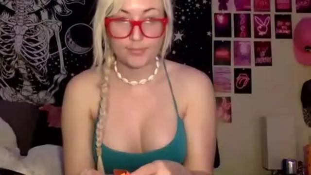 Image 7 of badbarbiebaby Stream on Chaturbate on 14 months ago