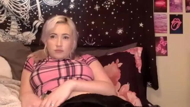 Image 7 of badbarbiebaby Stream on Chaturbate on 14 months ago