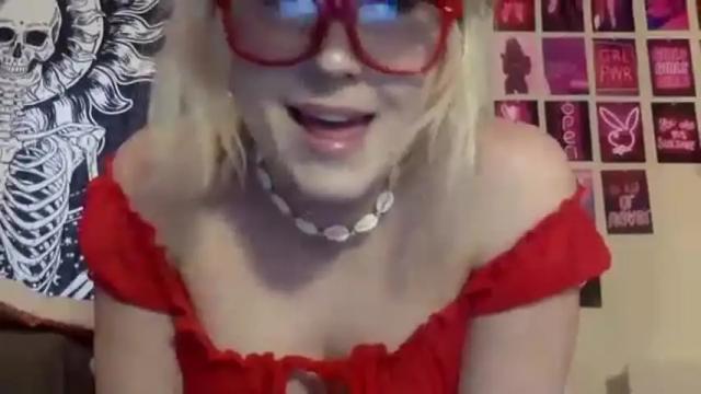 Image 2 of badbarbiebaby Stream on Chaturbate on 14 months ago